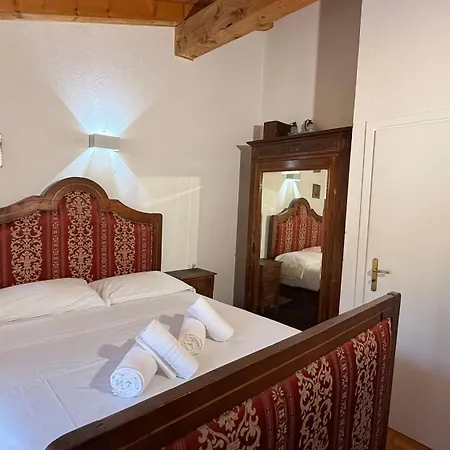 Hostdomus - La Casa Di Merlino Apartment