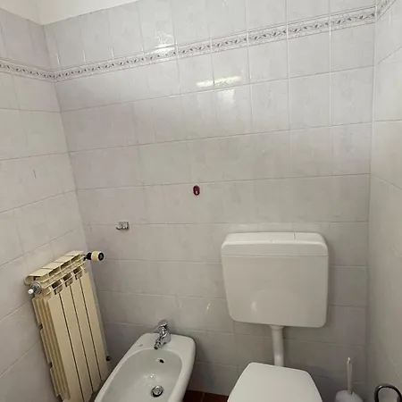 Hostdomus - La Casa Di Merlino *