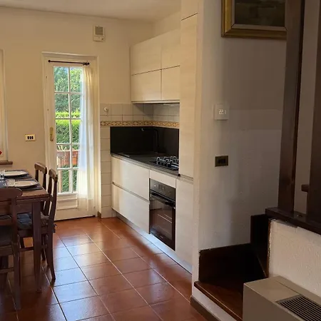 Hostdomus - La Casa Di Merlino