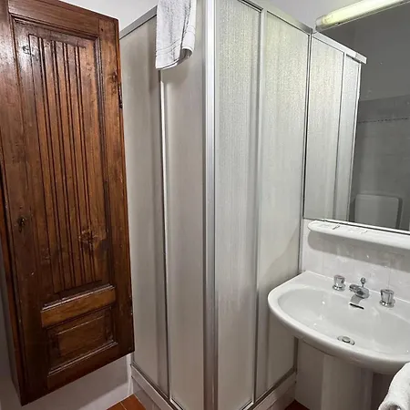 Hostdomus - La Casa Di Merlino Apartment *